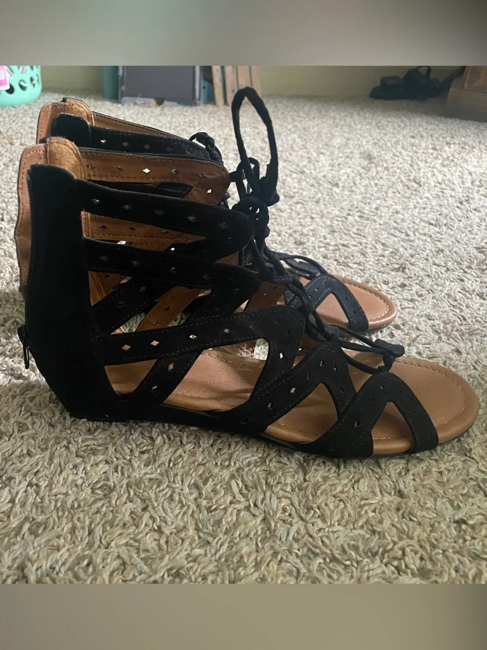 Sonoma Black and Tan Gladiator Lace-Up Sandals